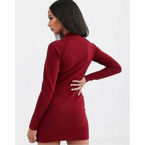 ❤️SOLD❤️Women's Nike Dress - Picture 4 of 5